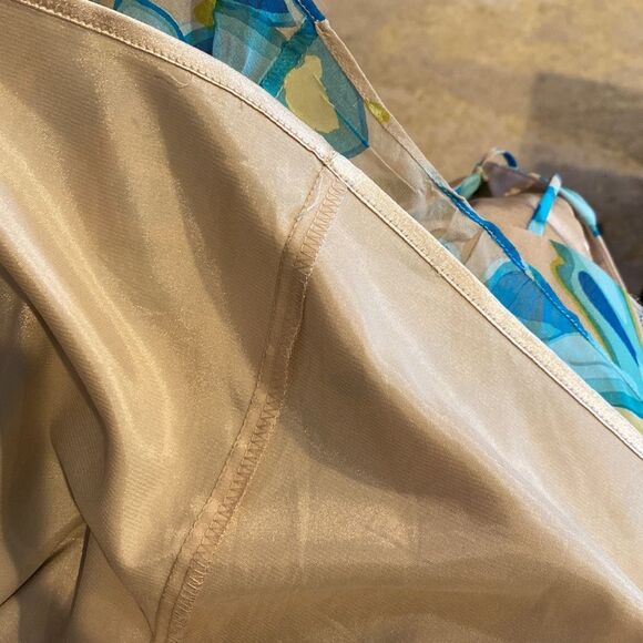 Trina Turk Silk Dress 8 Halter Top Sundress Back Zipper Closure Pleated - Picture 8 of 10